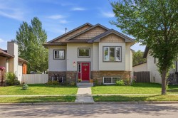 44 Inglewood Drive Red Deer, AB T4R 0B8