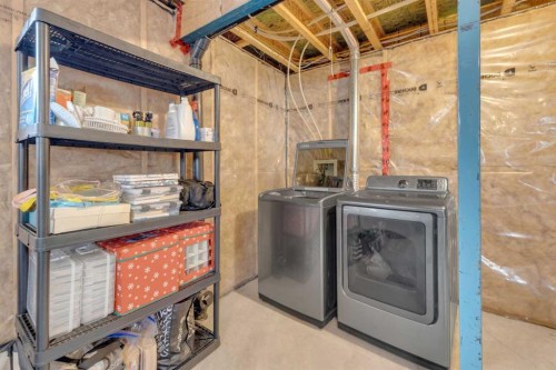 2 Sullivan Close, Red Deer, AB 