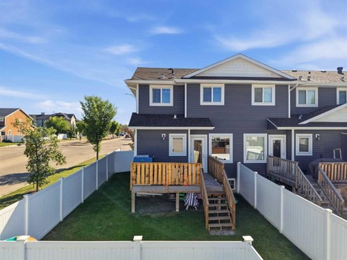 2 Sullivan Close, Red Deer, AB 