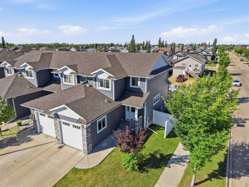 2 Sullivan Close, Red Deer, AB 