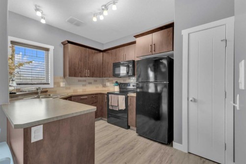 2 Sullivan Close, Red Deer, AB 