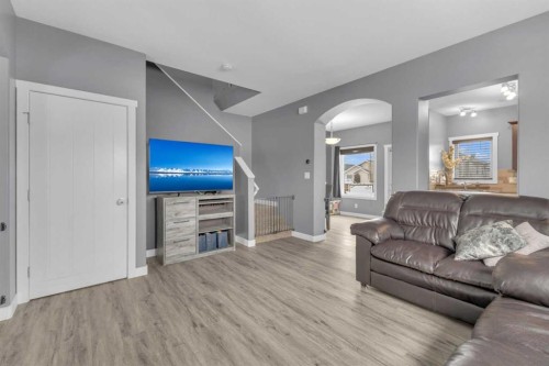 2 Sullivan Close, Red Deer, AB 