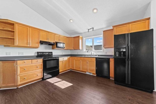 5018 48 Street, Sedgewick, AB 