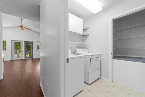 5018 48 Street, Sedgewick, AB 