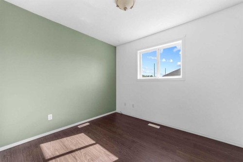 5018 48 Street, Sedgewick, AB 