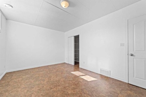 5018 48 Street, Sedgewick, AB 