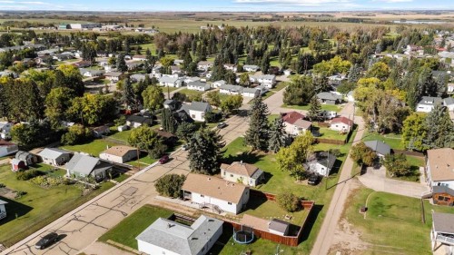 5018 48 Street, Sedgewick, AB 