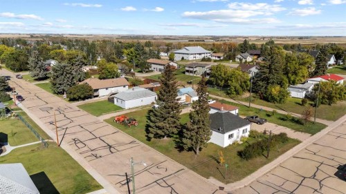 5018 48 Street, Sedgewick, AB 