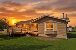 25236 Township Road 374 Rural Red Deer County, AB T4E 1E7