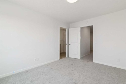 186 Aquila Grove Nw, Calgary, AB 