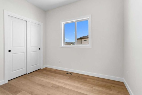 25 Ian Way, Sylvan Lake, AB 