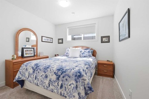 49 Golden Crescent, Red Deer, AB 