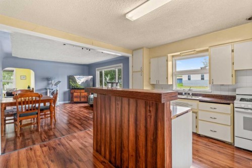 439 Aberdeen Avenue, Carbon, AB 