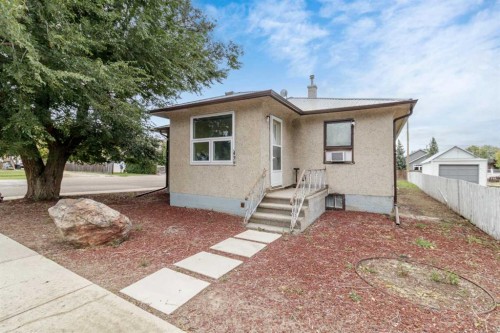 439 Aberdeen Avenue, Carbon, AB 