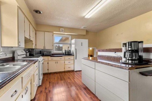 439 Aberdeen Avenue, Carbon, AB 