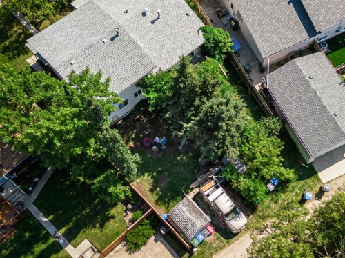 4113 53 Avenue, Innisfail, AB 