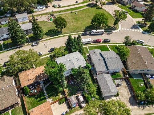 4113 53 Avenue, Innisfail, AB 