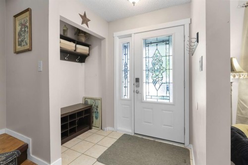 4113 53 Avenue, Innisfail, AB 