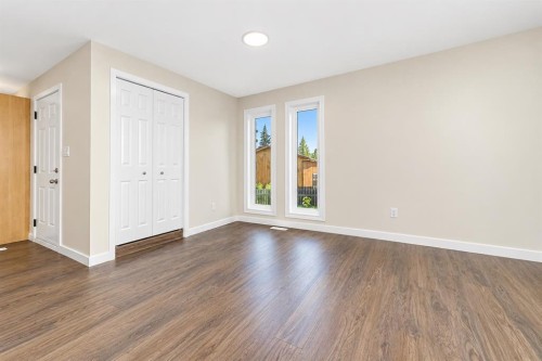 27 Gregson Crescent, Red Deer, AB 