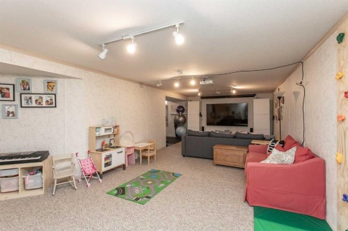 59 Mitchell Avenue, Red Deer, AB 