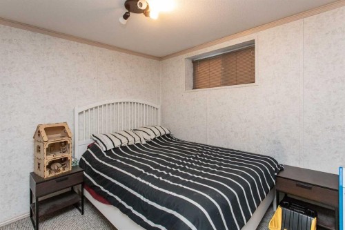 59 Mitchell Avenue, Red Deer, AB 