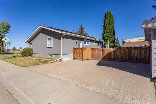 59 Mitchell Avenue, Red Deer, AB 