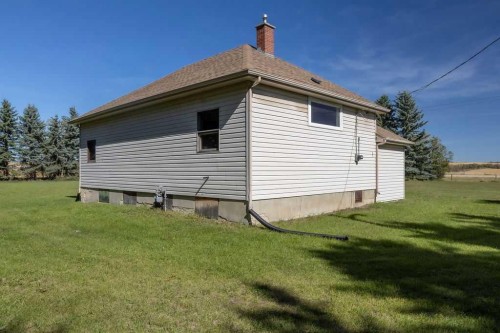 24302 Township Road 40-0, Rural Lacombe County, AB 