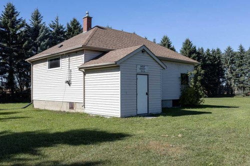 24302 Township Road 40-0, Rural Lacombe County, AB 