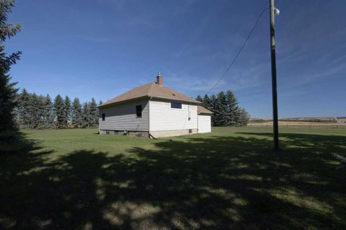 24302 Township Road 40-0, Rural Lacombe County, AB 