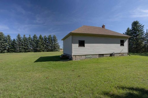 24302 Township Road 40-0, Rural Lacombe County, AB 