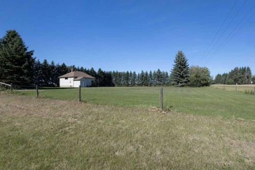 24302 Township Road 40-0, Rural Lacombe County, AB 