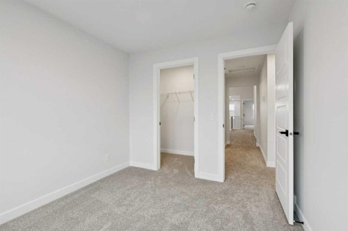 210 Sora Way Se, Calgary, AB 