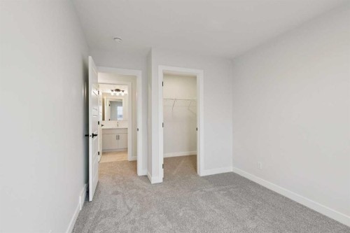 210 Sora Way Se, Calgary, AB 