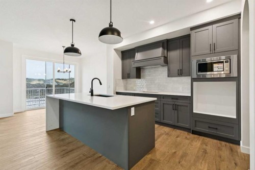 210 Sora Way Se, Calgary, AB 