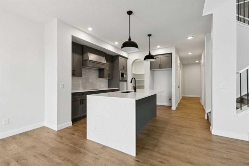 210 Sora Way Se, Calgary, AB 