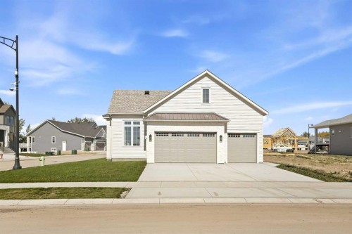 44 Everson Close, Red Deer, AB 