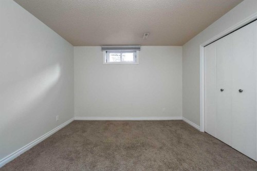 6218 34A Avenue, Edmonton, AB 