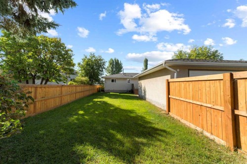 6218 34A Avenue, Edmonton, AB 