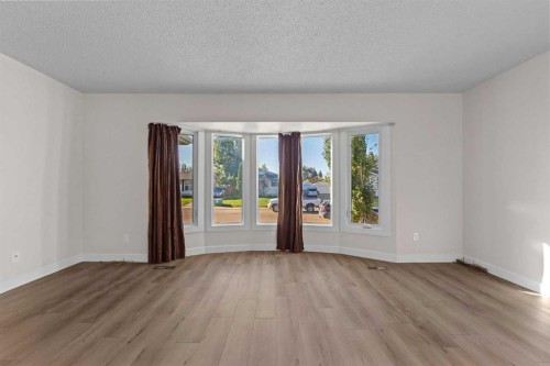 6218 34A Avenue, Edmonton, AB 