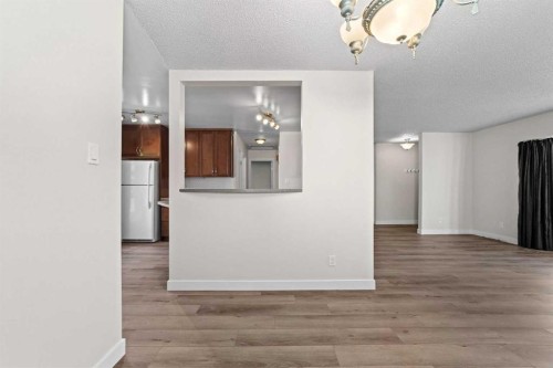 6218 34A Avenue, Edmonton, AB 
