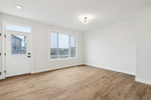152 Snowberry Common Se, Calgary, AB 