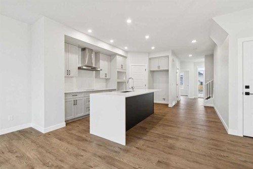 152 Snowberry Common Se, Calgary, AB 