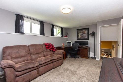 98 Baird Street, Red Deer, AB 