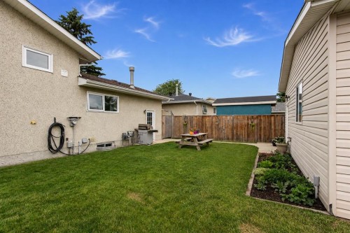 98 Baird Street, Red Deer, AB 