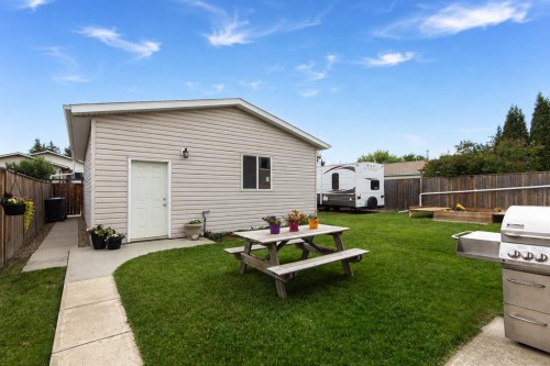 98 Baird Street, Red Deer, AB 