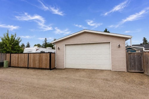 98 Baird Street, Red Deer, AB 