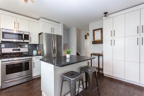 98 Baird Street, Red Deer, AB 