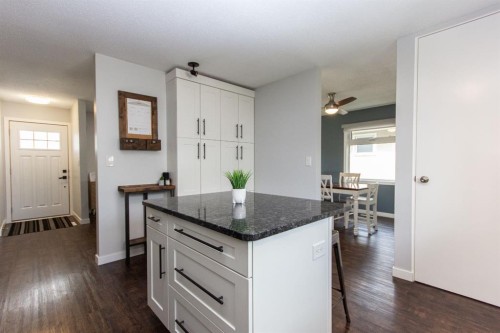 98 Baird Street, Red Deer, AB 