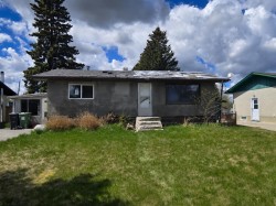 5008 56 Street Rocky Mountain House, AB T4T 1E8