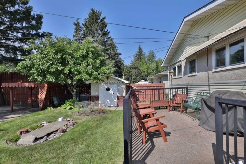 5615 51 Avenue, Camrose, AB 
